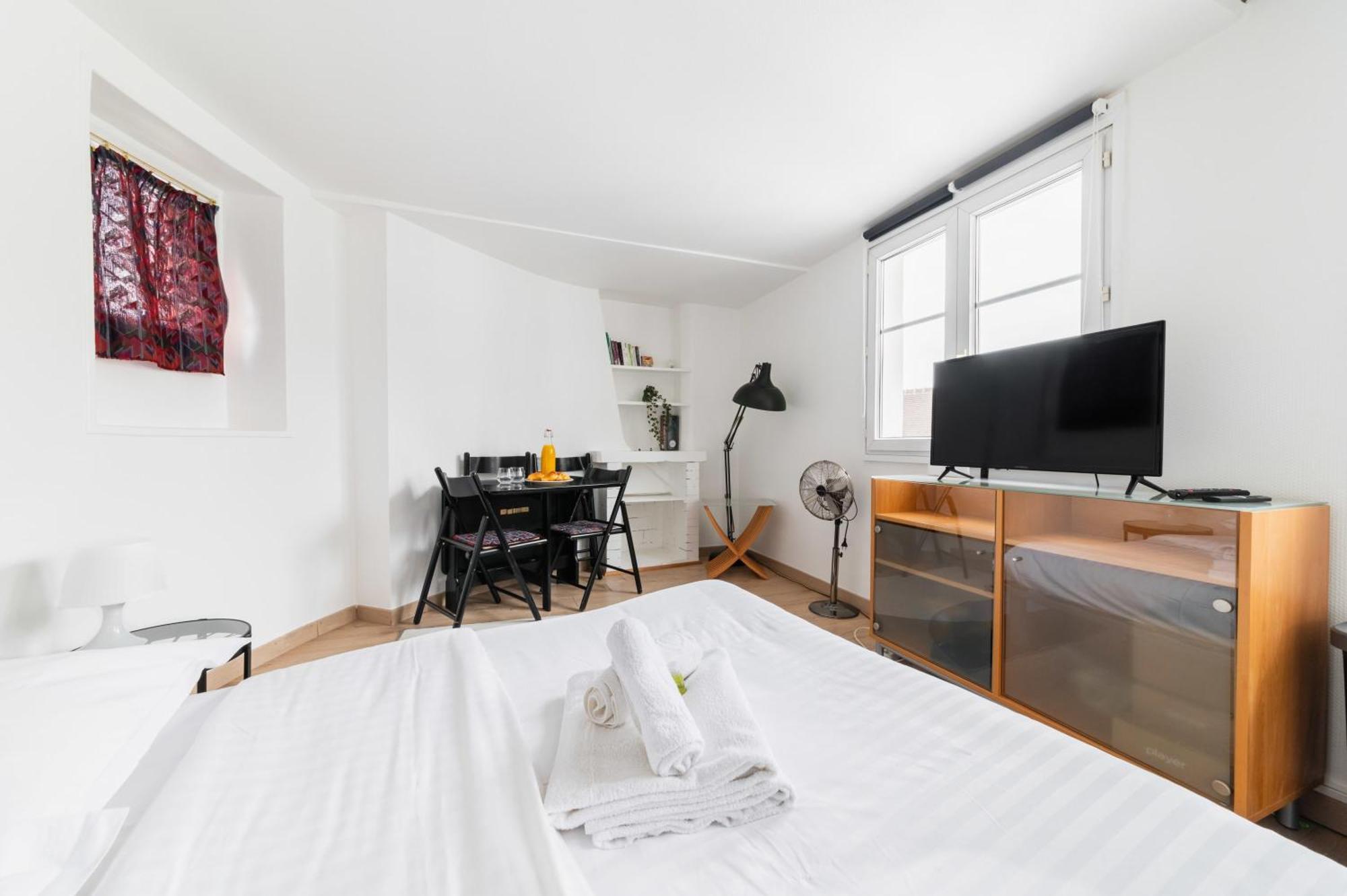 Agreable Studio Coeur De Paris - Paris 6 - 2P - Flat-Guest Extérieur photo